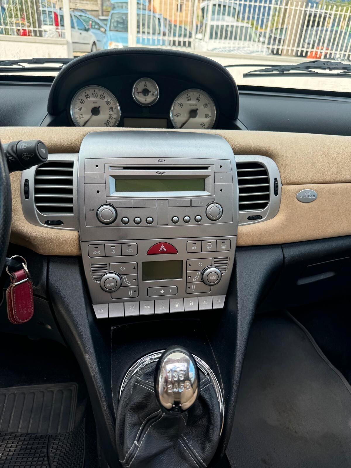 Lancia Ypsilon 1.2 Platino GPL TETTO APRIBILE SENSORI FULL