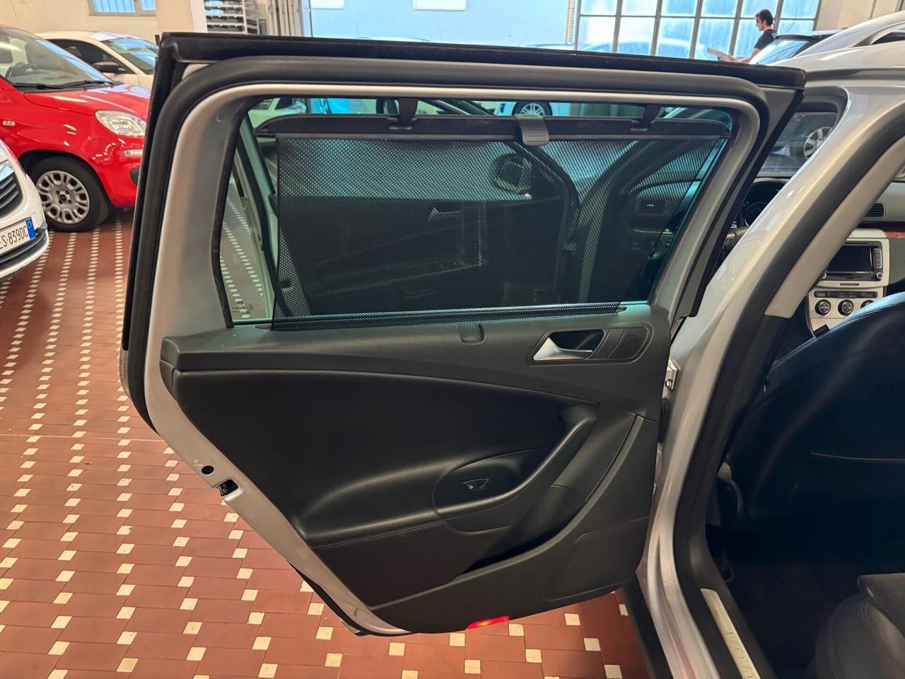 Volkswagen Passat 2.0 16V FSI 4mot. Var. Highline - UNICO PROPRIETARIO