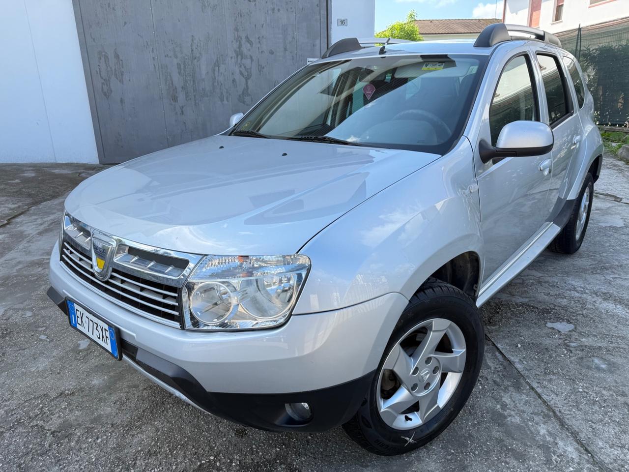 Dacia Duster 1.6 GPL DI SERIE 2032 NEOPAT. 2012