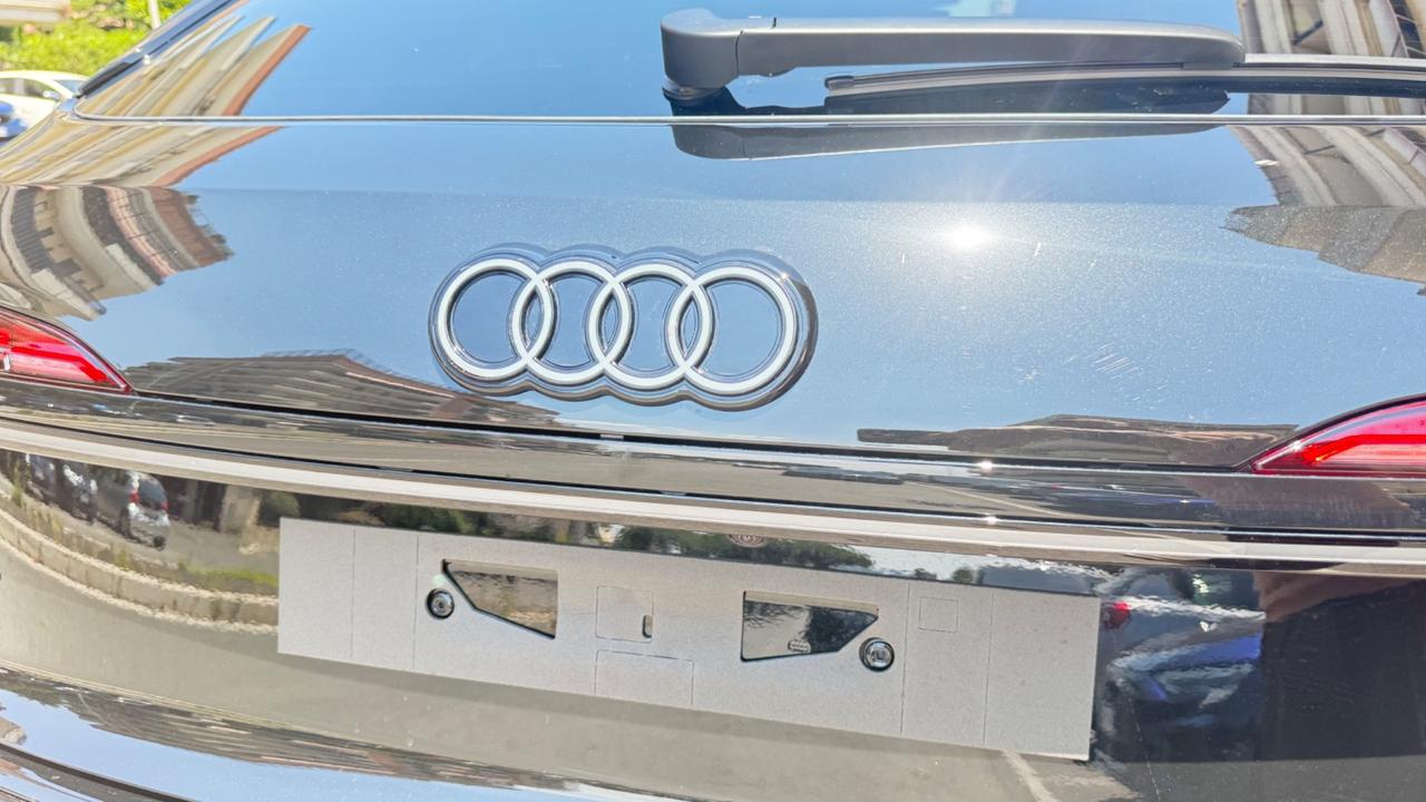 Audi Q3 SPB 40 TDI quattro S tronic line edition MATRIX PELLE TETTO APRIBILE NAVI KAMERA 360 PDC CERCHI