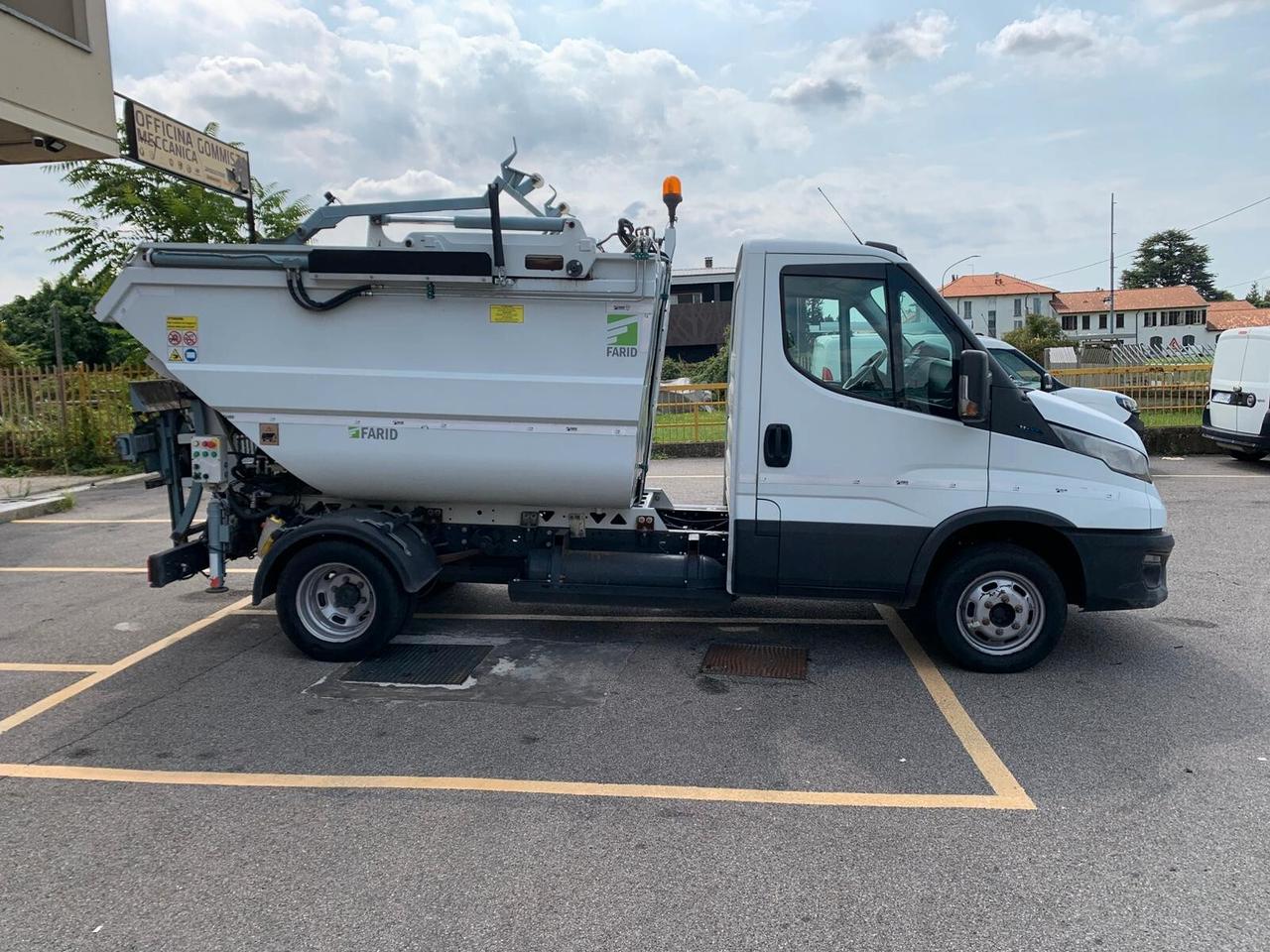IVECO DAILY 35C14N Raccolta Rifiuti Metano/Benzina