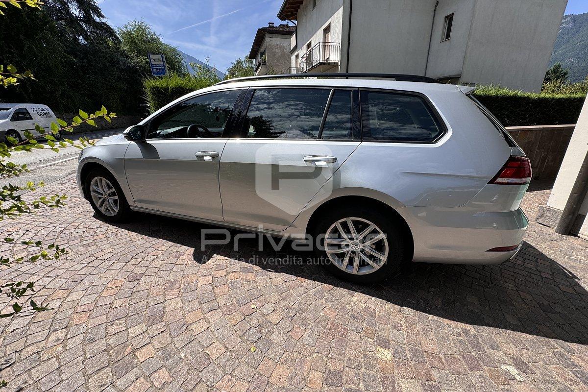 VOLKSWAGEN Golf Variant 2.0 TDI DSG Executive BlueMotion Tech.