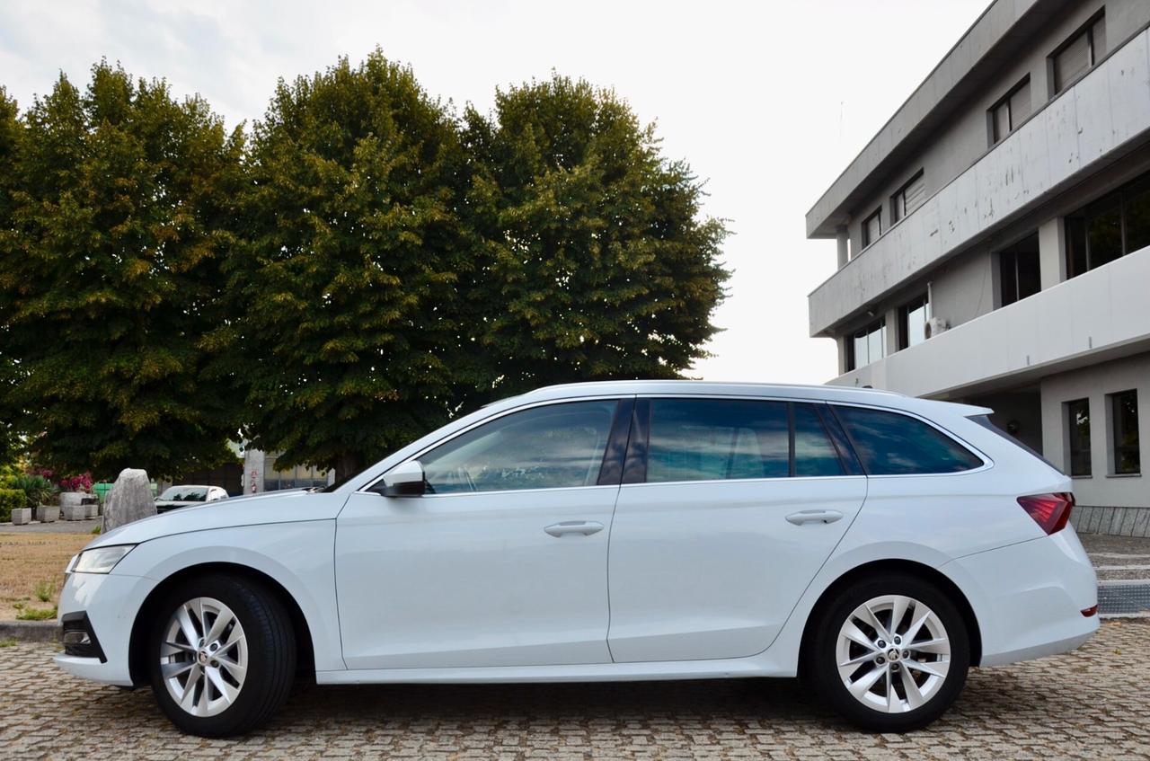 SKODA OCTAVIA WAGON 2.0 TDI EVO EXECUTIVE 115cv MANUALE, UFF ITALIANA, EURO 6D, SERVICE DIMOSTRABILI, FARI FULL LED, PERMUTE