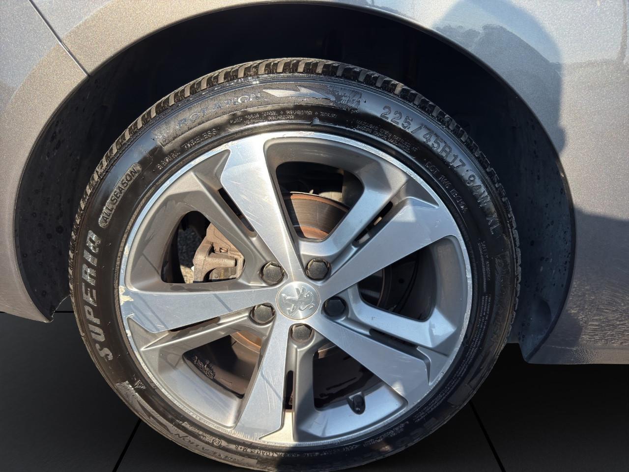 Peugeot 308 B.HDi 130 CV ALLURE -NAVI-XENO-SENSORI ANT/POST-E6D-CERCHI 17-VETRI PRIVACY-