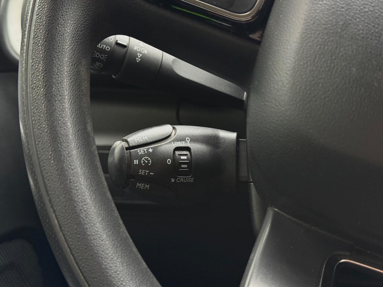 CITROËN C3 2022 PureTech 1.2 83cv Shine