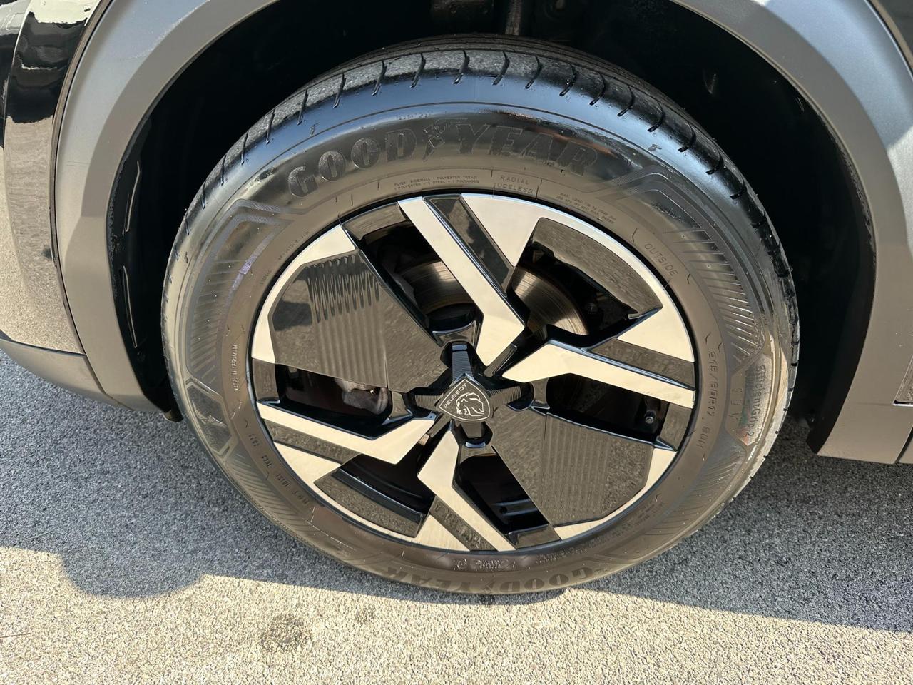 Peugeot 2008 1.2 puretech Allure s&s 100cv