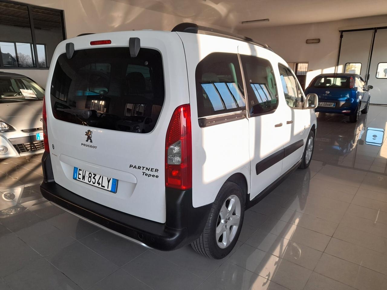 Peugeot Partner Tepee 1.6 HDi 115CV Active