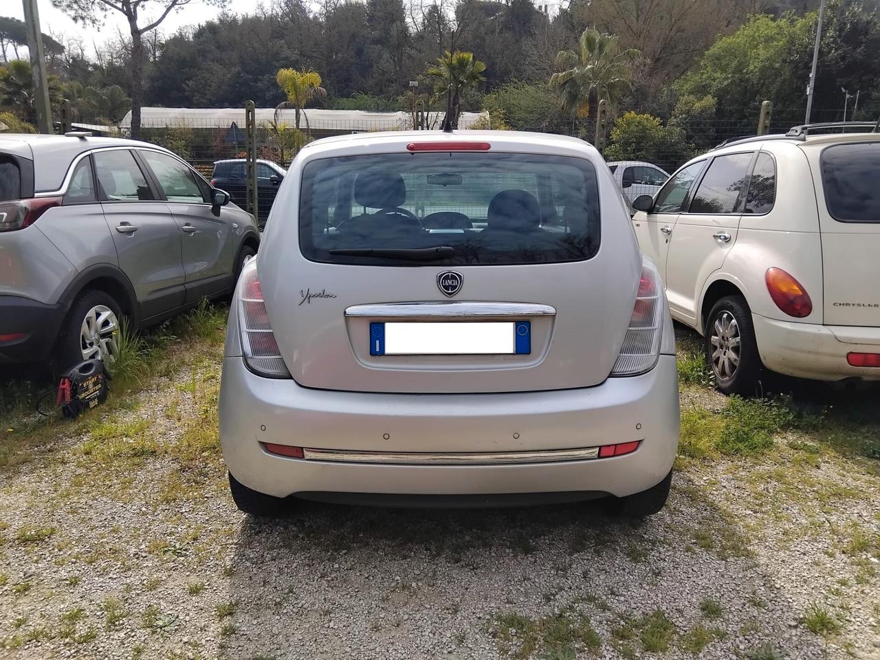 Lancia Ypsilon 1.2 69 CV Unyca