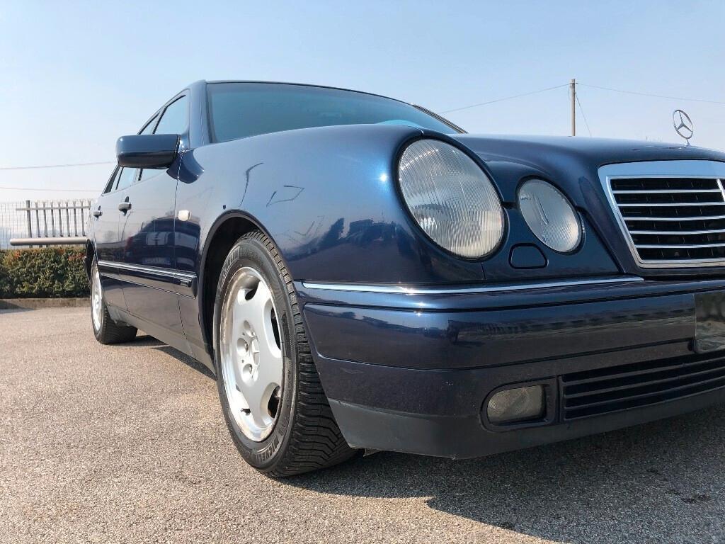 Mercedes-Benz E 200 cat Avantgarde 4 porte