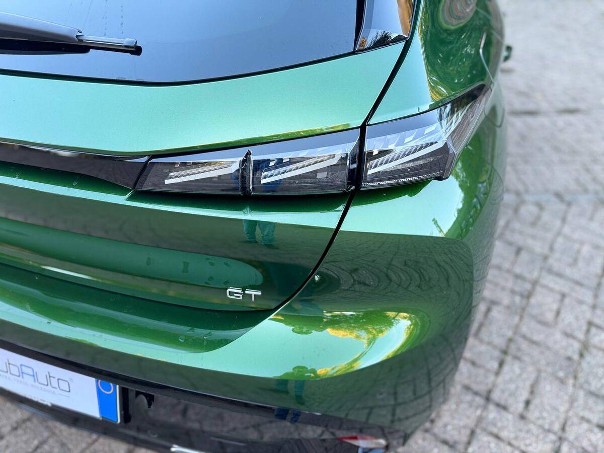 Peugeot 308 1.2 hybrid GT 145cv e-dcs 6
