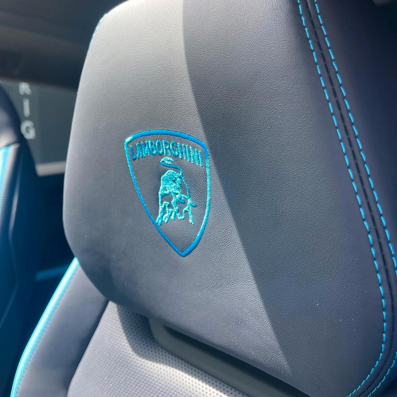 Lamborghini Urus 4.0 SE 2.000KM
