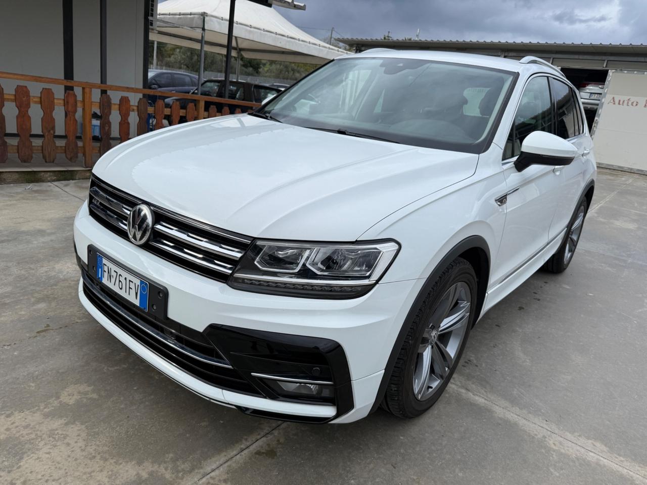 Volkswagen Tiguan 1.6 TDI 116cv R LINE
