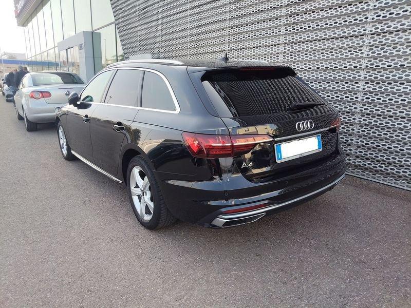 Audi A4 A4 Avant 30 2.0 tdi mhev Business Advanced 136cv s-tronic
