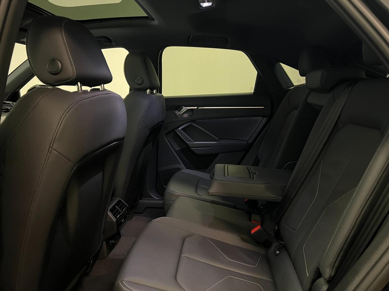 Audi Q3 Spb 45 Tfsi 245 Cv Quattro Identity Black Tetto