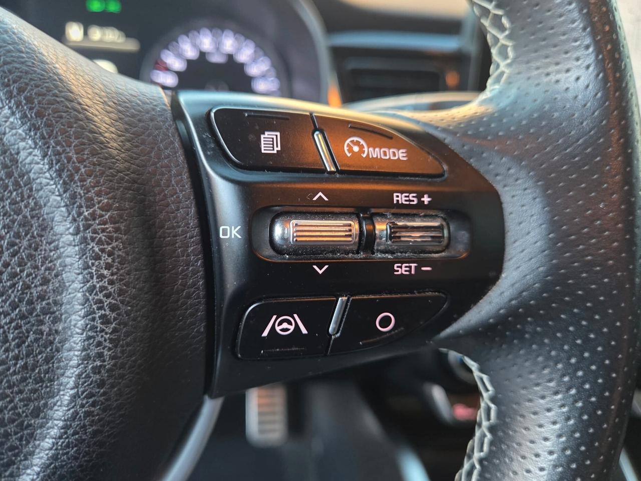 Kia Stonic 1.0 T-GDi 100 CV MHEV iMT GT Line