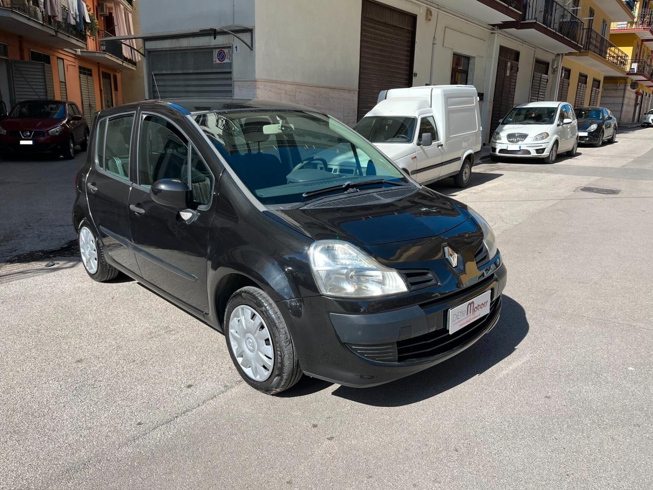Renault Modus 1.2 16V Attractive