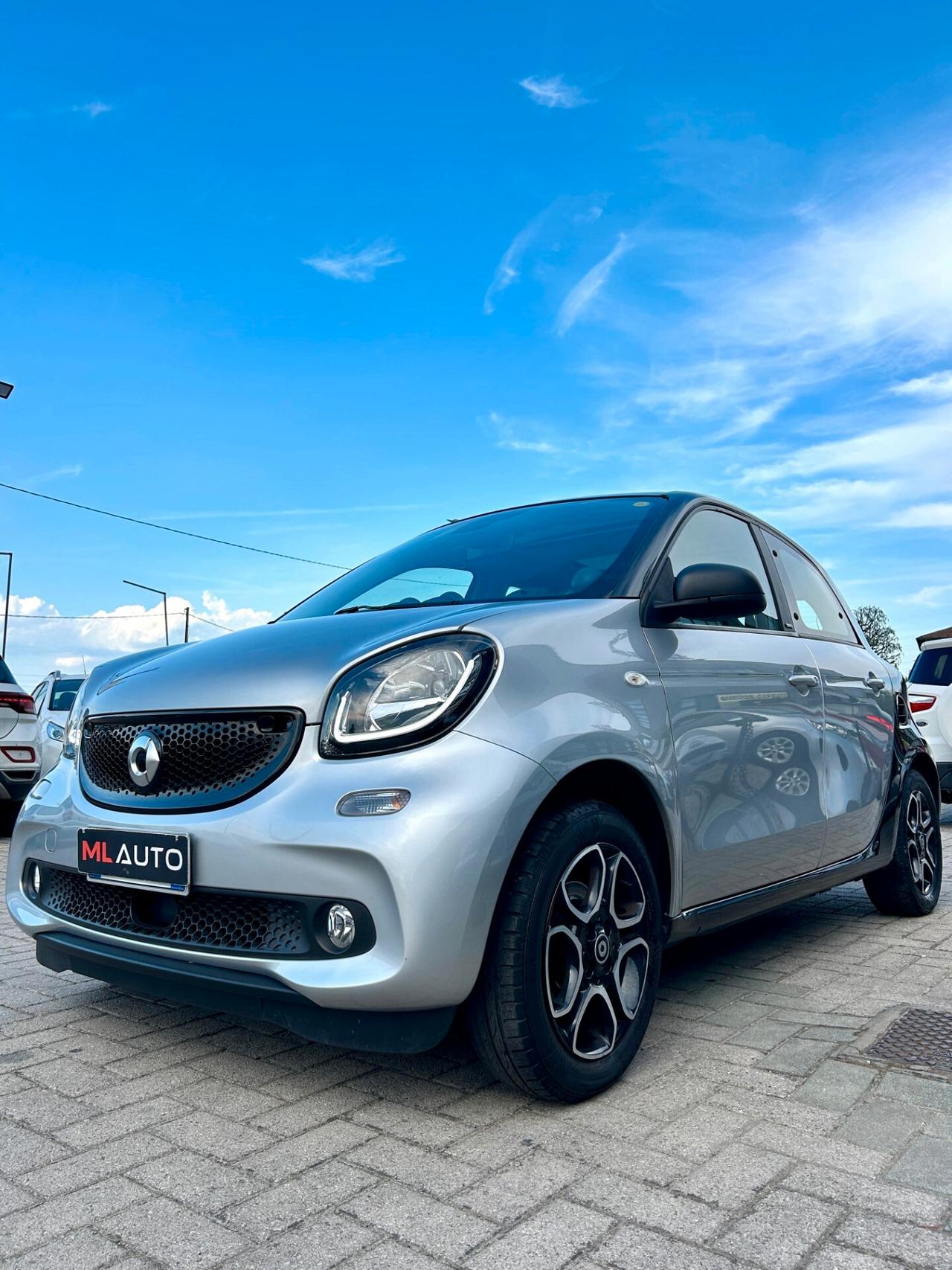 Smart ForFour 70 1.0 twinamic Brabus Style - ok neopatentati