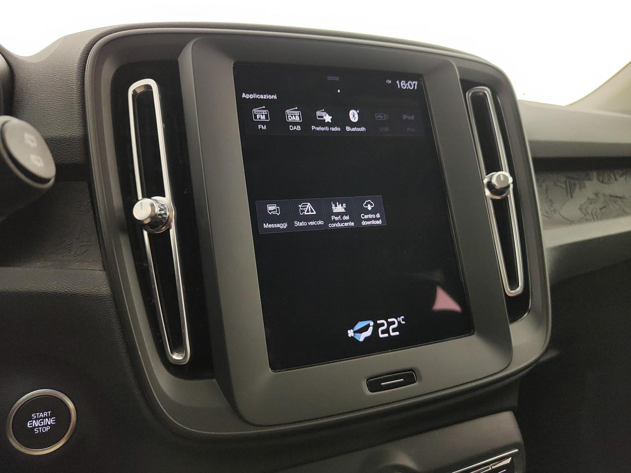VOLVO XC40 1.5 t2 Momentum Core my21