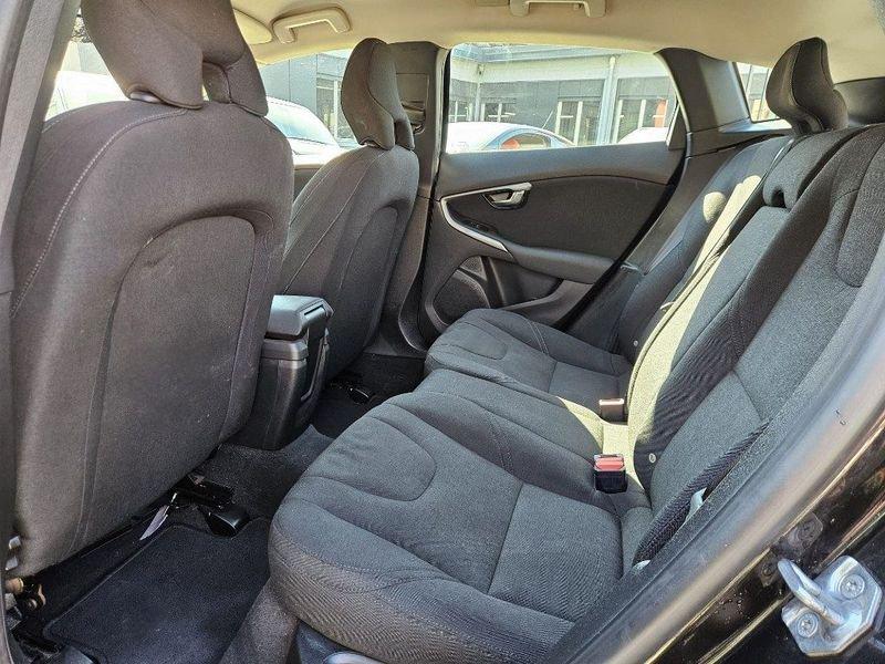 Volvo V40 D2 Geartronic Momentum