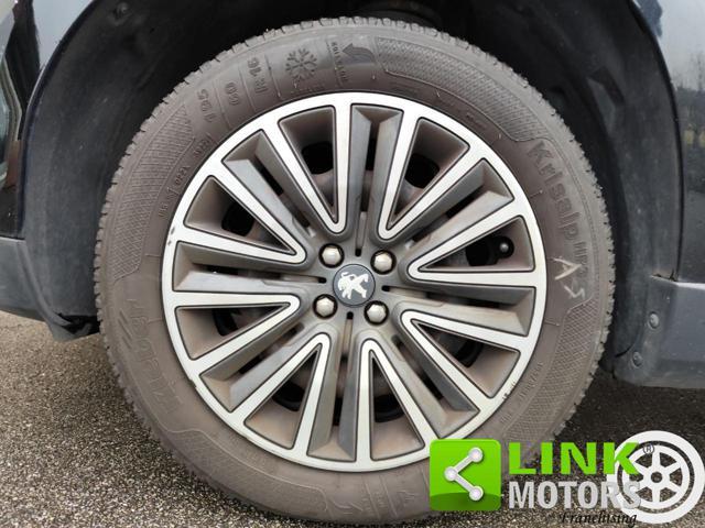 PEUGEOT 2008 1° serie BlueHDi 100 Active GARANZIA INCL.
