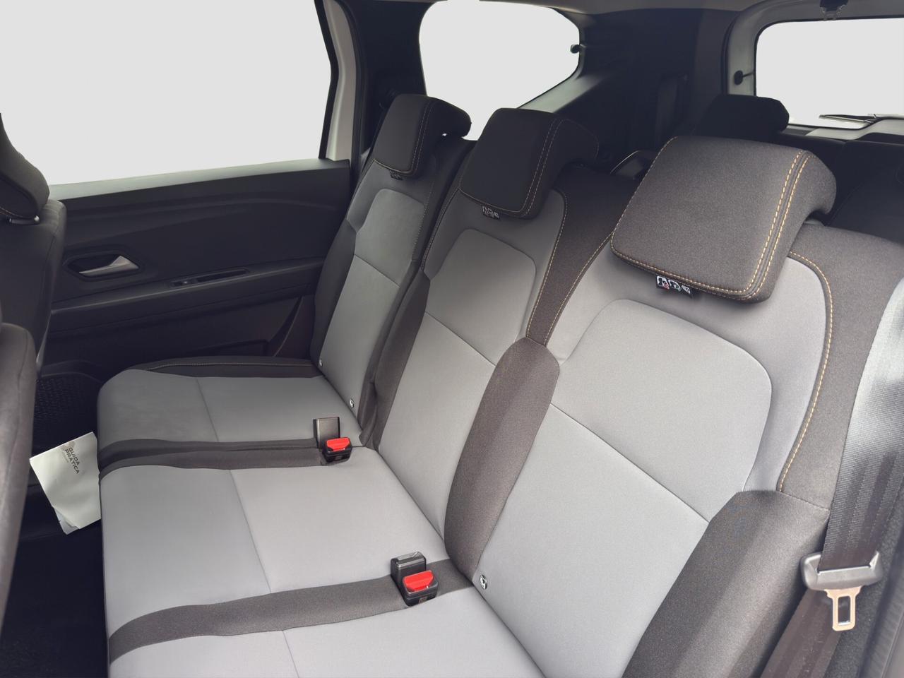 Dacia Jogger 1.6 Hybrid 140 7 posti Extreme