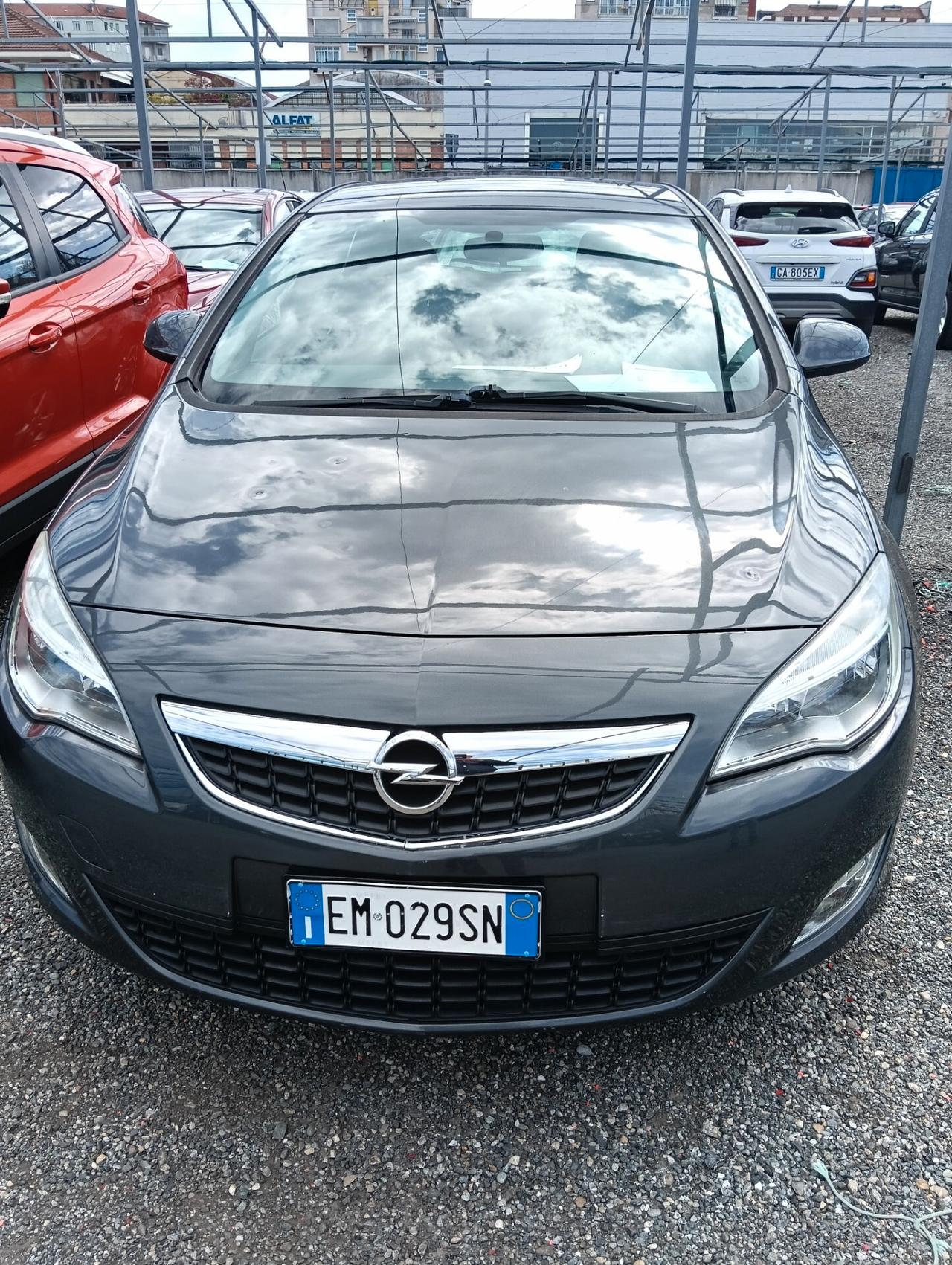 Opel Astra 1.7 CDTI 110CV 5 porte Elective