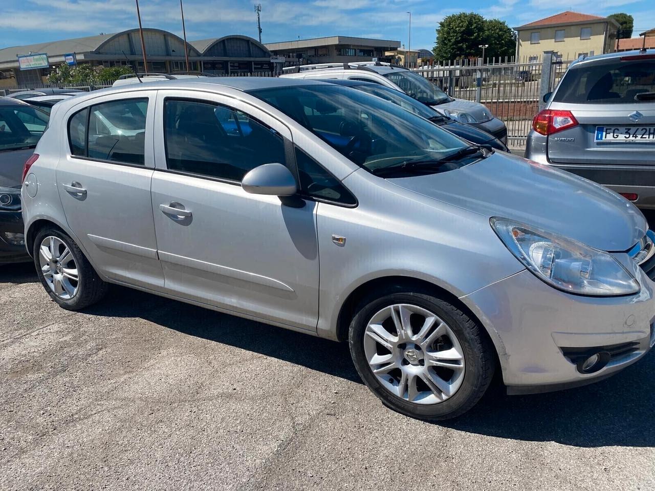 Opel Corsa 1.2 GPL OK NEOPATENTATI