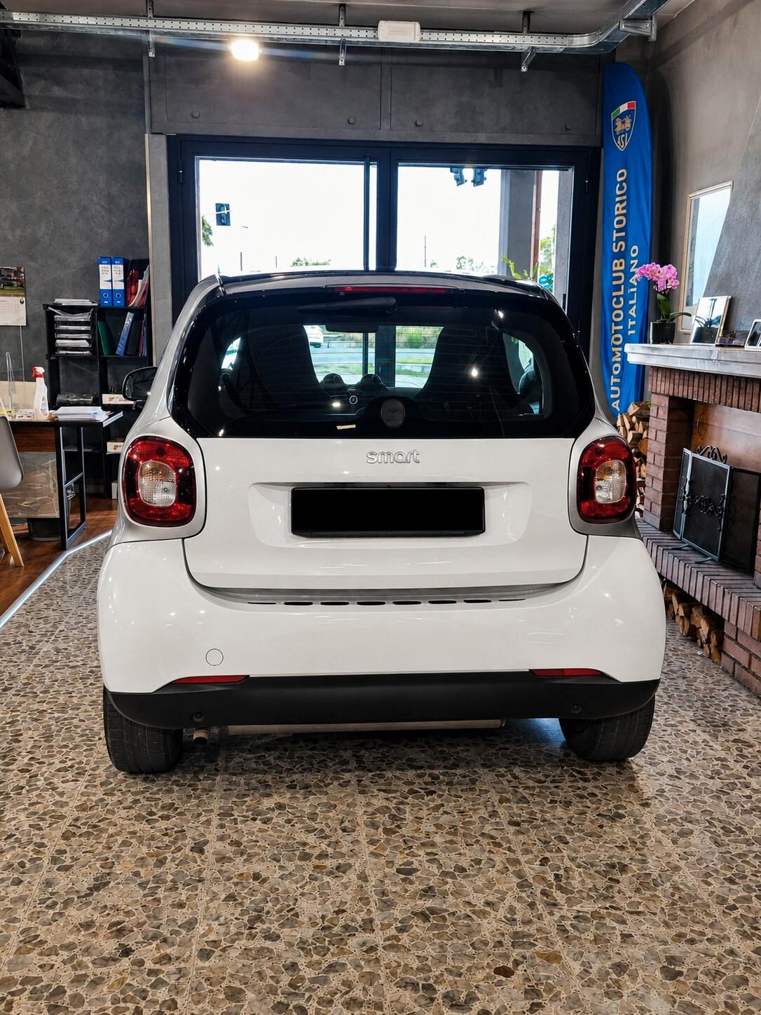 Smart ForTwo 71CV 1.0 Youngster
