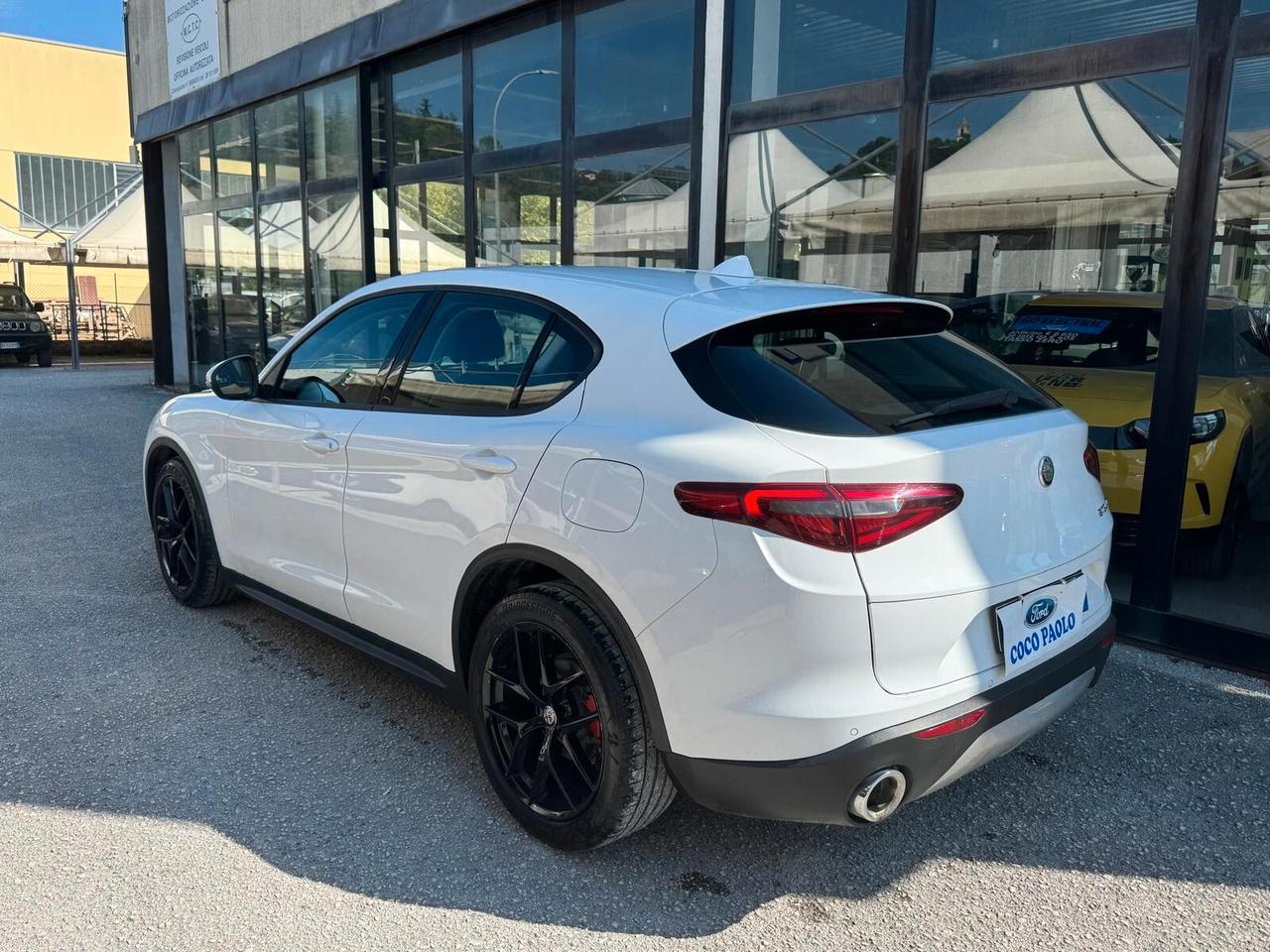 Alfa Romeo Stelvio 2.2 Turbodiesel 180 CV AT8 RWD Business