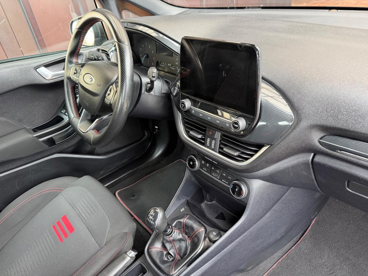 Ford Fiesta 1.0 Ecoboost Hybrid 125 CV 5 porte ST-Line
