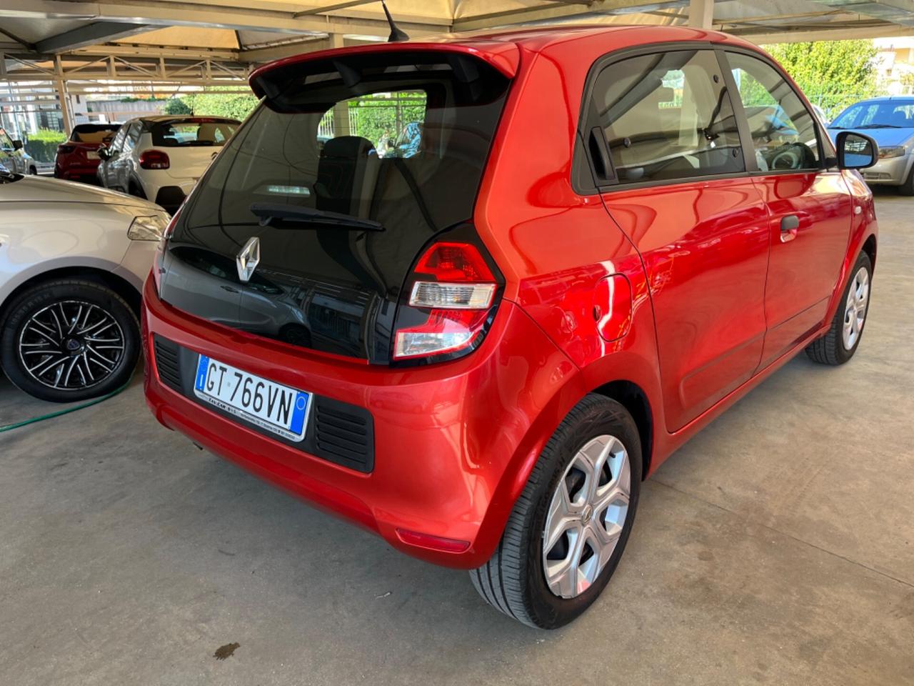 Renault Twingo 1.0 Live 70 Cv Neopatetati