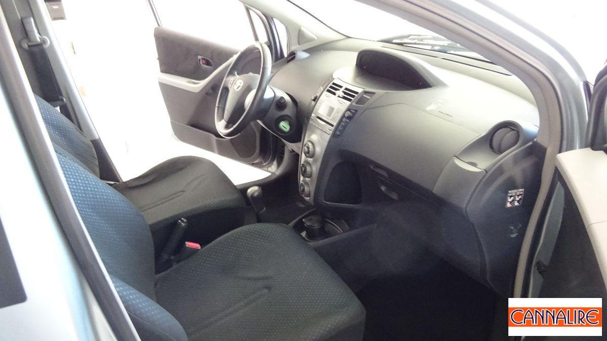 TOYOTA - Yaris - 1.0 5p. Sol