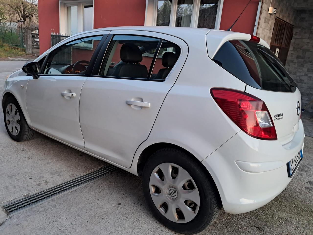 Opel Corsa 1.2 85CV 5 porte GPL-TECH Edition