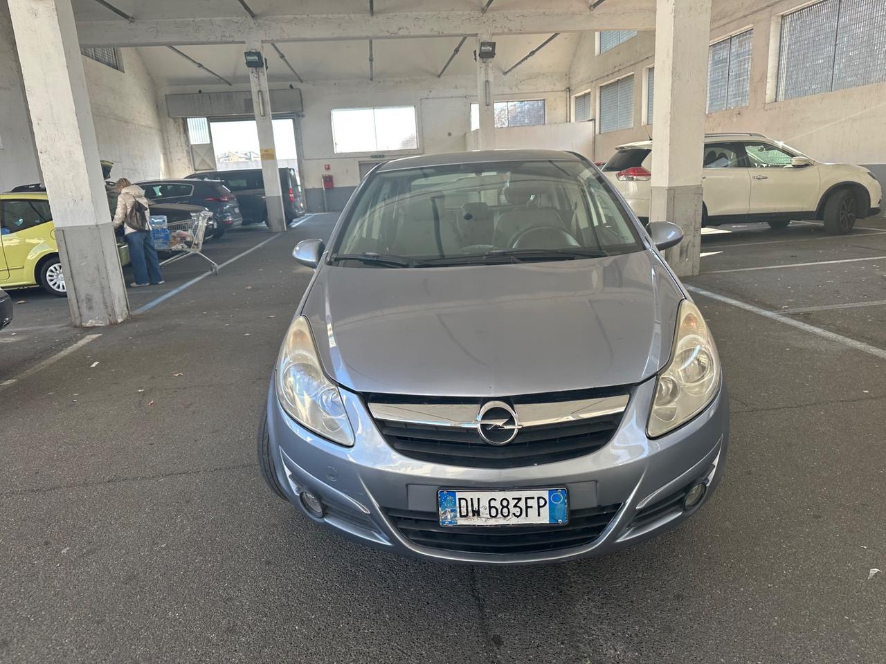 Opel Corsa 1.2 5 porte Easytronic Club