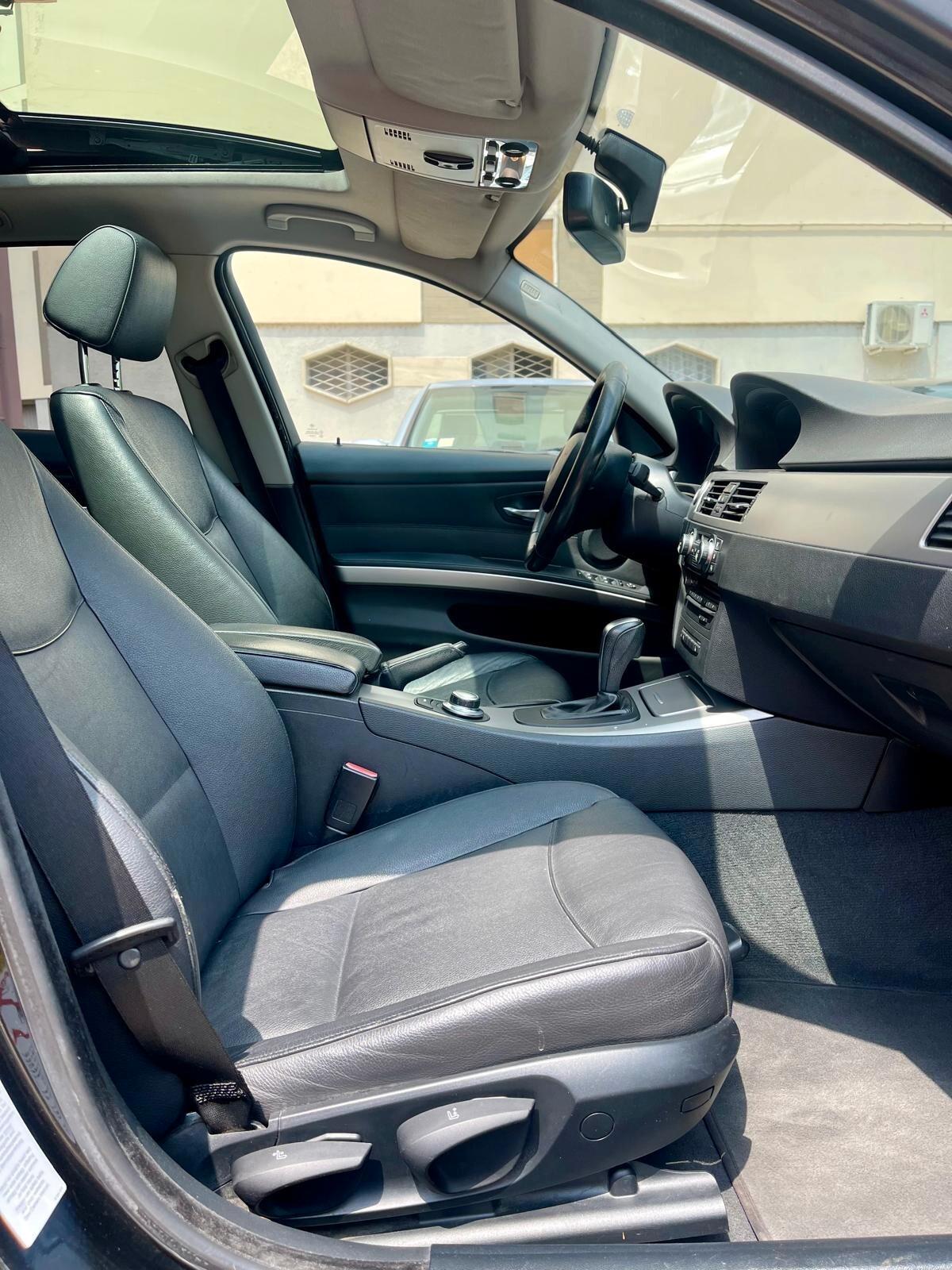 Bmw 320d AUTOMATICA NAVI TETTUCCIO