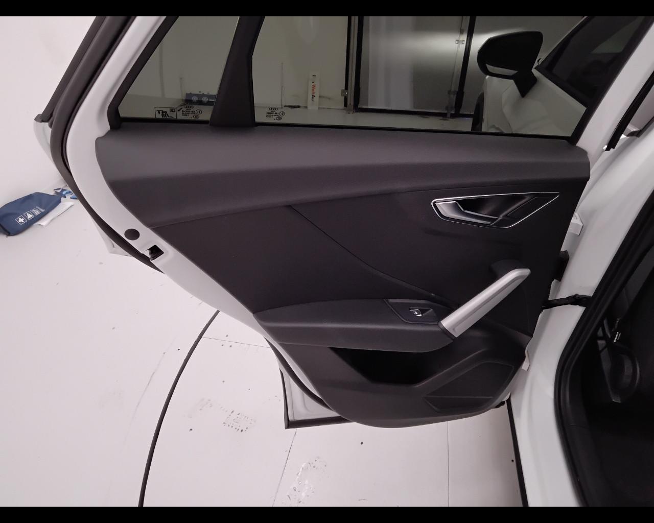 AUDI Q2 I 2017 - Q2 30 1.6 tdi Business my19
