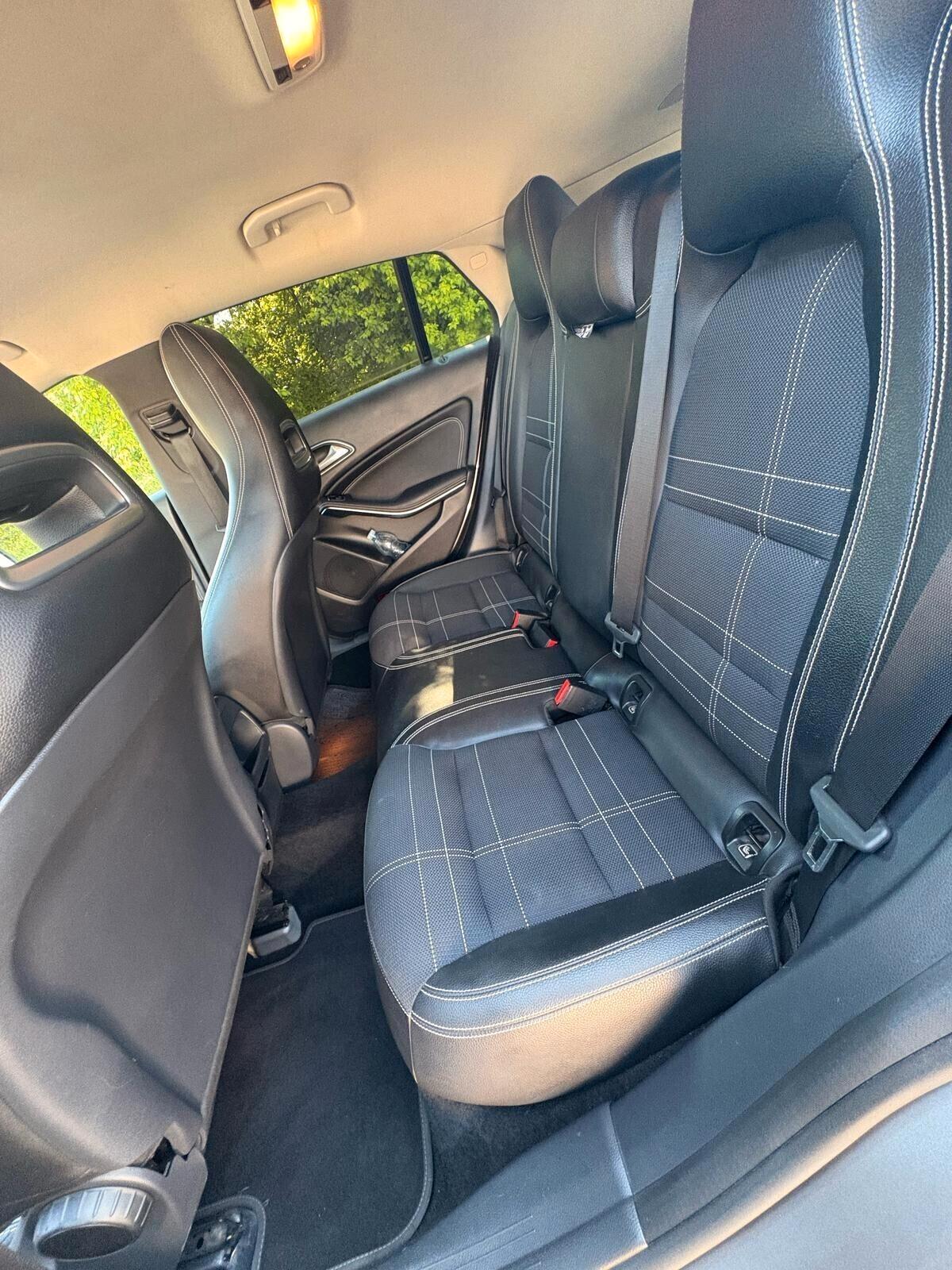 Mercedes-benz CLA 200 CLA 200 d S.W. Automatic Premium