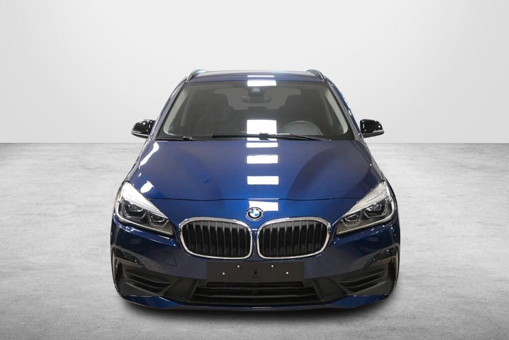 BMW 216D ACTIVE TOURER 116CV STEPTRONIC BUSINESS ADVANTAGE ( FARI LED - PELLE - CRUISE - NAVI - PARK ASSISTANT - TELECAMERA POST. )