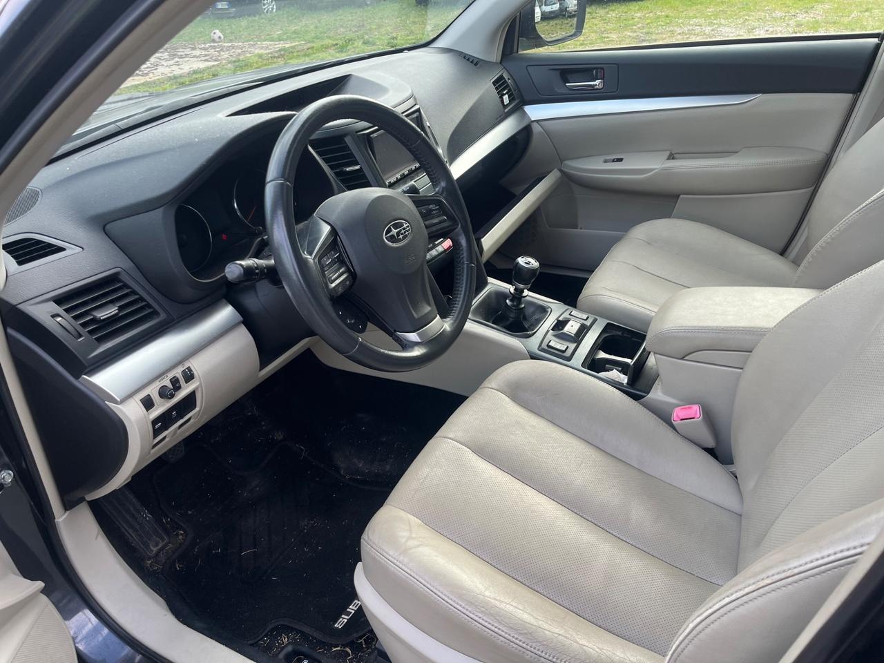 Subaru OUTBACK 2.0D AWD Trend Leather (peoblema albero a camme )