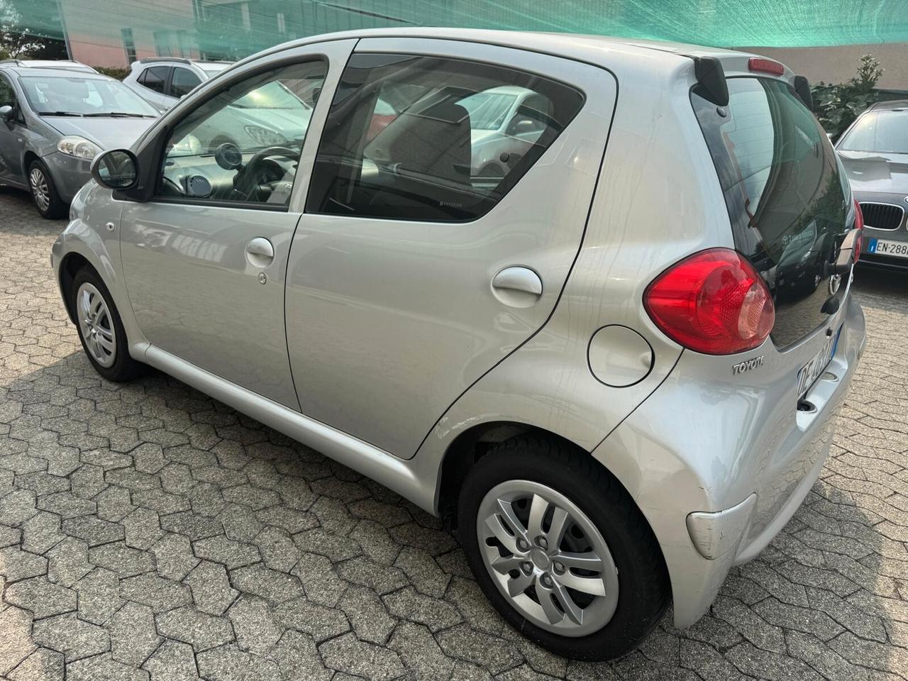Toyota Aygo 1.0 12V VVT-i 5 porte