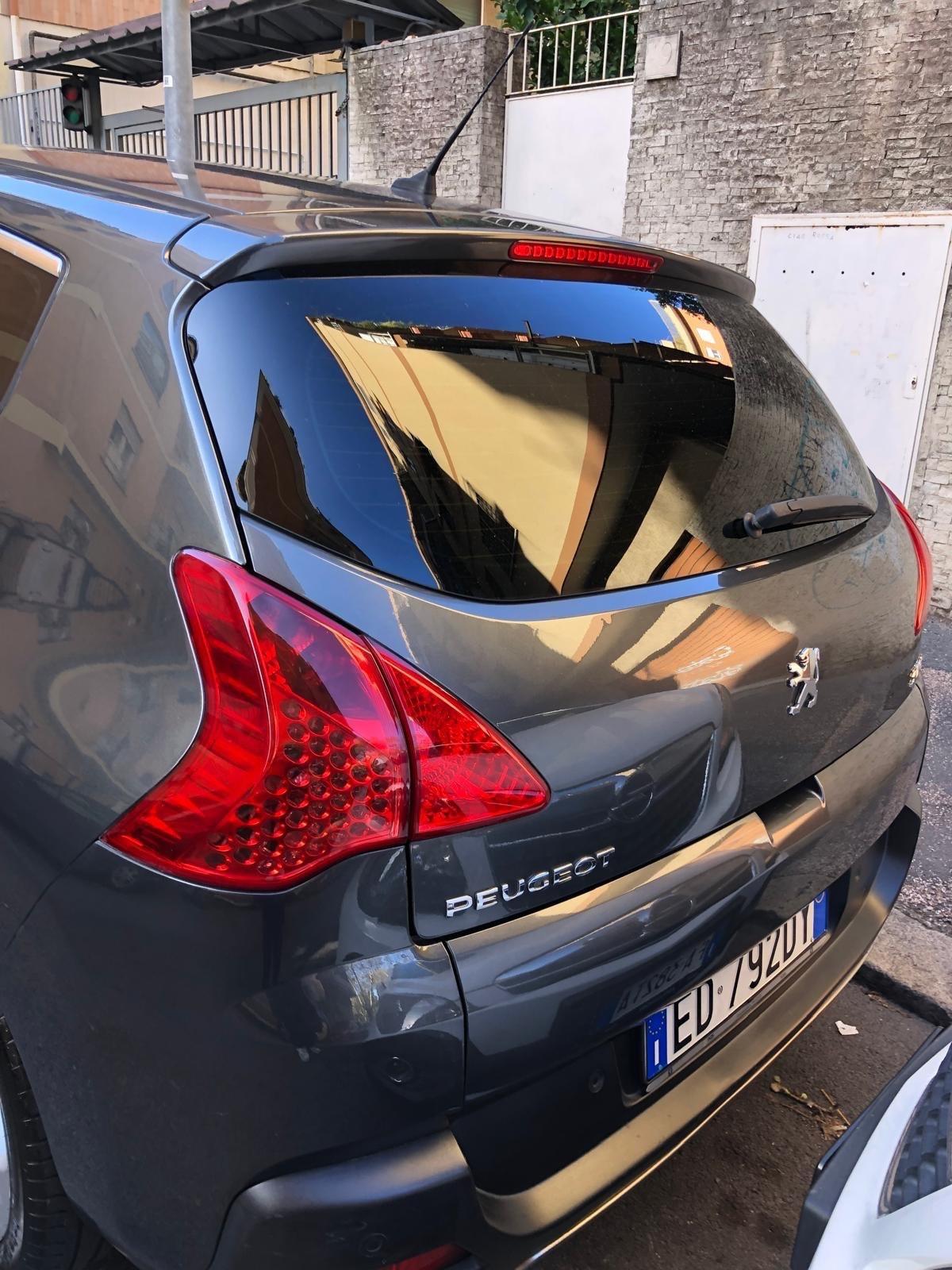 Peugeot 3008 2.0 HDi 150CV Outdoor