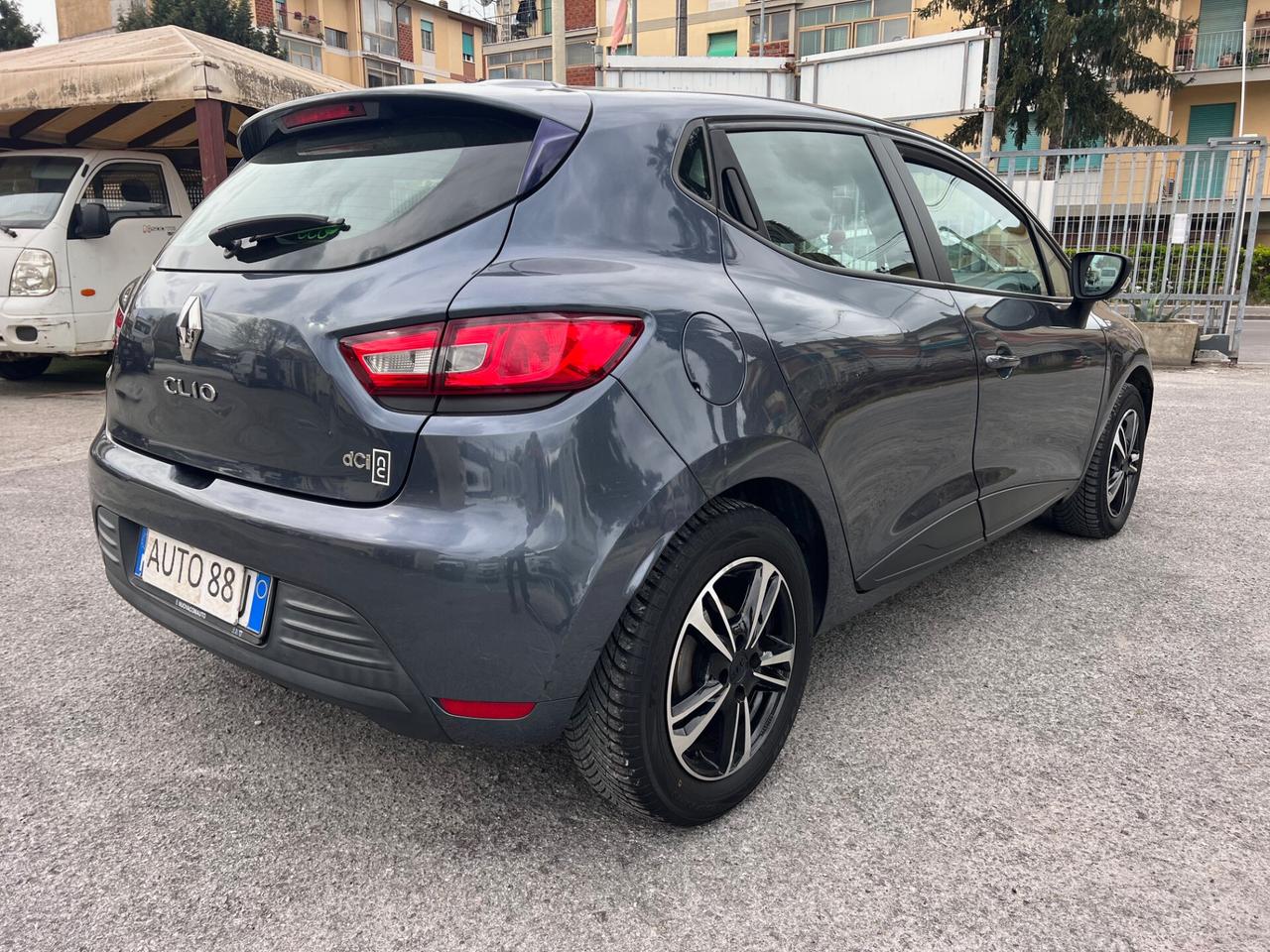 Renault Clio dCi 8V 75 CV Start&Stop 5 porte Energy Intens