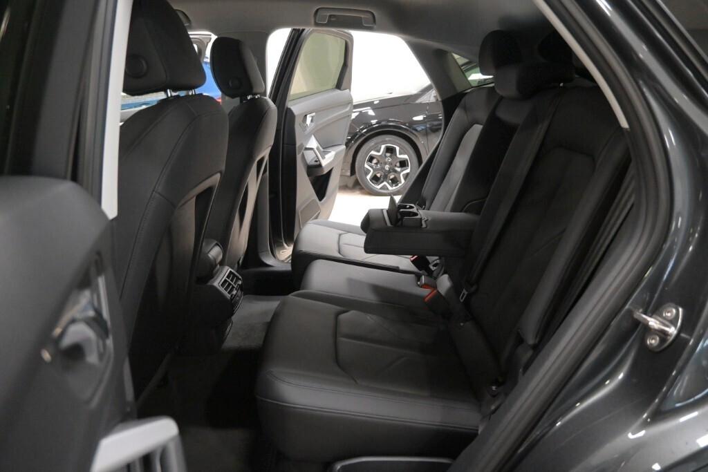 AUDI Q3 SPORTBACK 35 TDI 150CV S-TRONIC S LINE BUSINESS EDITION ( FARI LED - SLINE EXT - PELLE - VIRTUAL COCKPIT - NAVI - MIRROR - PDC - CERCHI 18 )