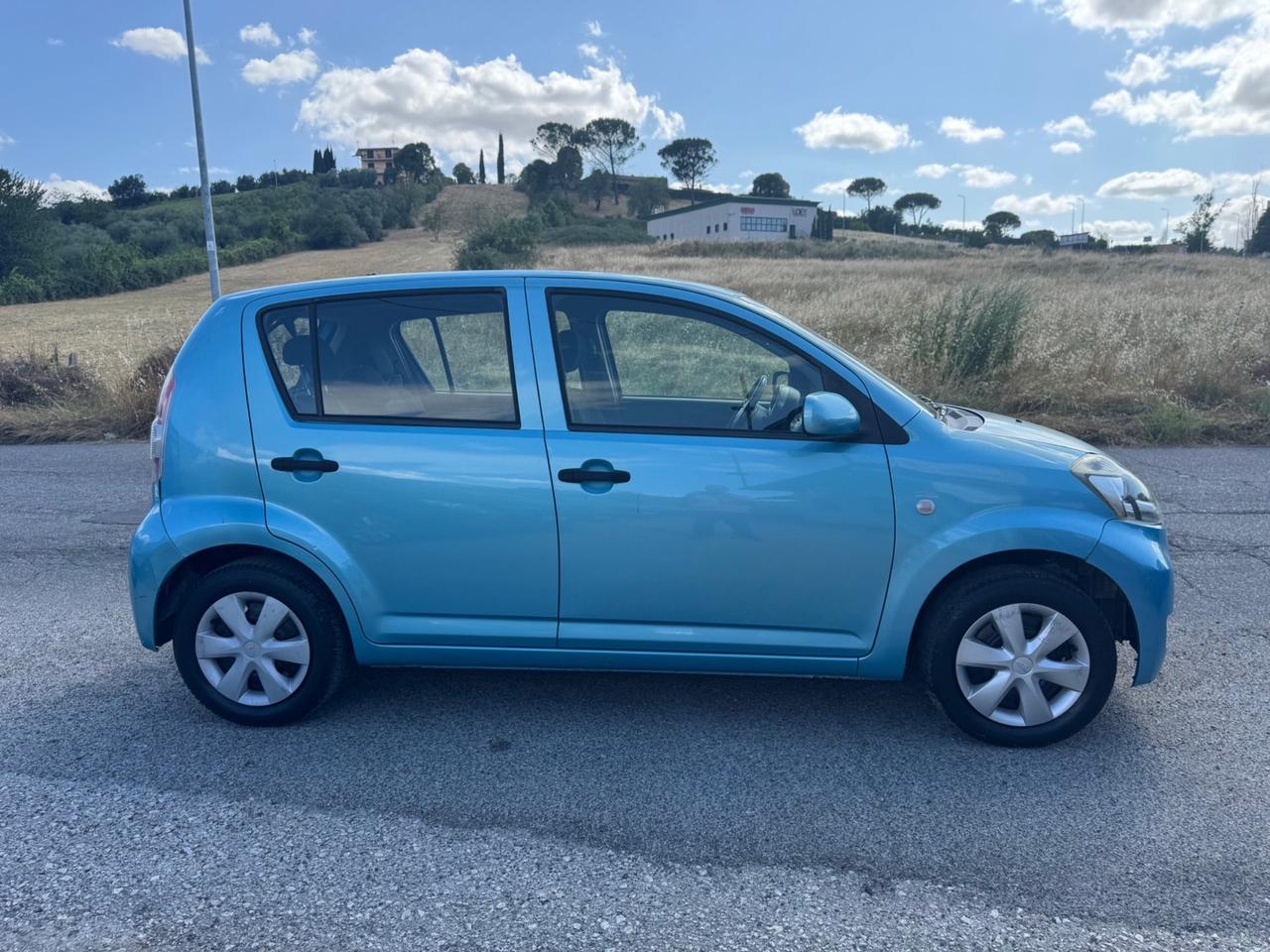 Daihatsu Sirion 1.0 Hiro 5PT