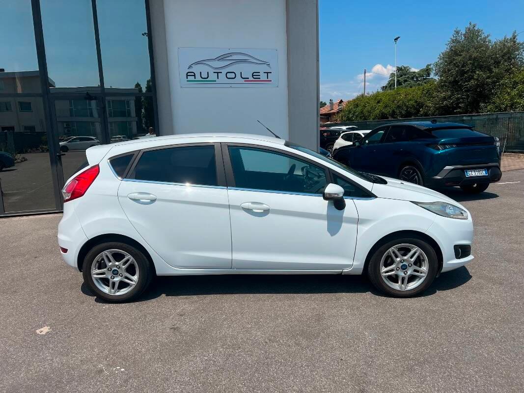 Ford Fiesta 1.5 tdci Titanium 75cv 5p