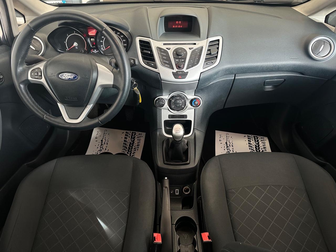 Ford Fiesta 1.4 TDCi 70CV 3 porte Titanium
