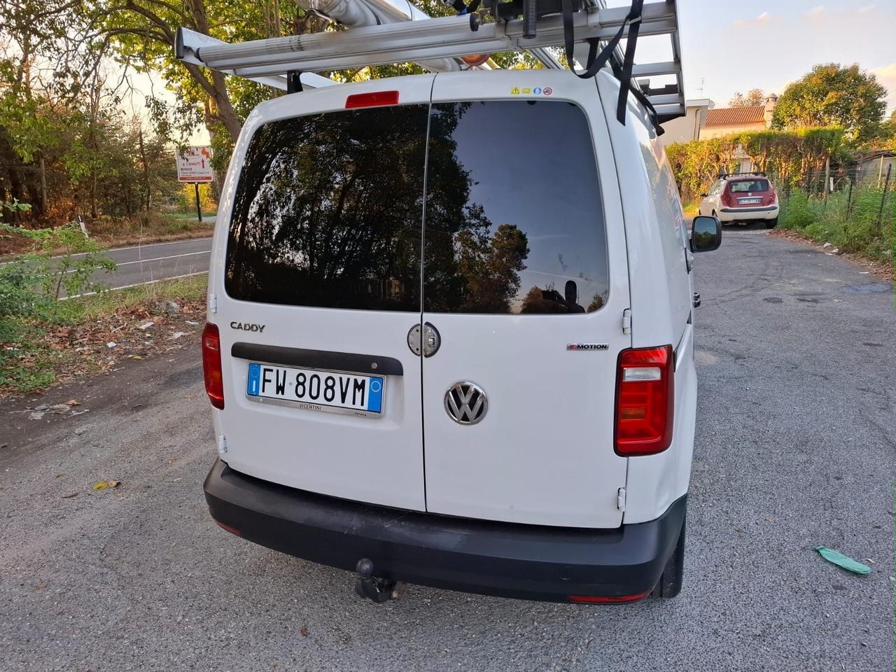 Volkswagen Caddy 2019 2.0 TDI 122 CV 4MOTION GANCIO TRAINO