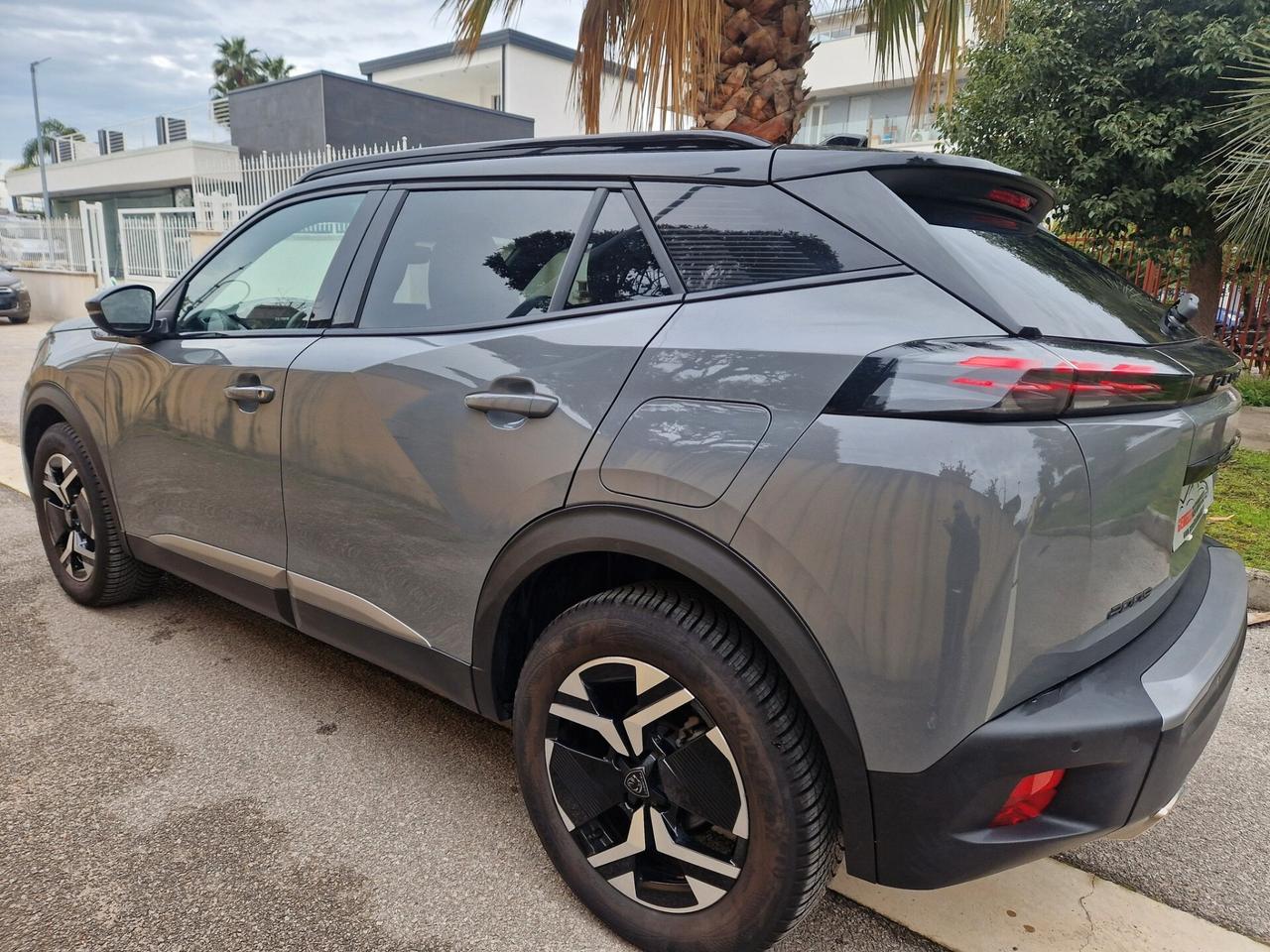 Peugeot 2008 PureTech 130 S&S EAT8 GT 07/2024