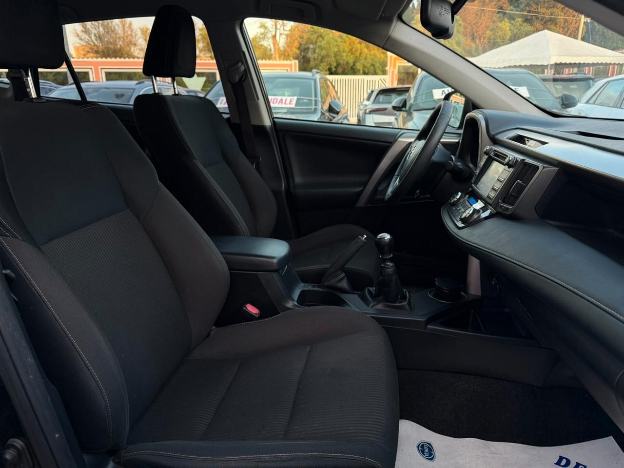 Toyota RAV4 2.0 D-4D 125CV 2WD Active - 2015