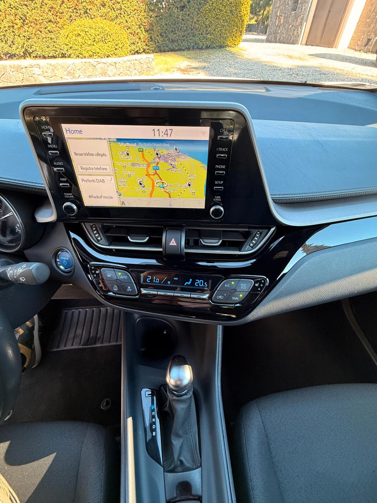 Toyota C-HR 1.8 Hybrid E-CVT Business PARI AL NUOVO